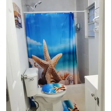 B1 Best Value On Private Bedroom With Private Bathroom In Little Havana, Miami Esterno foto